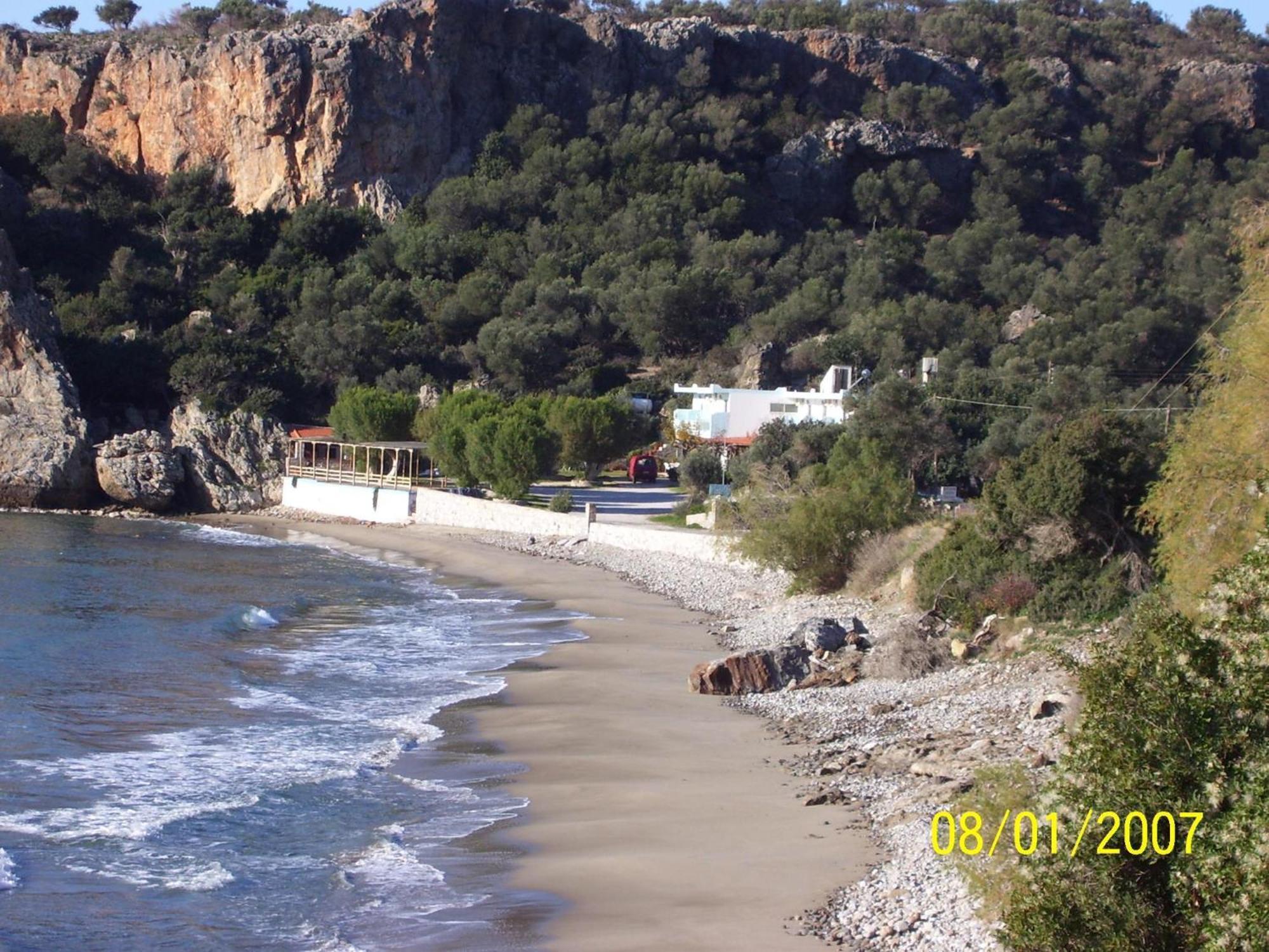 Nikos & Anna Rooms Rodakino Exterior photo