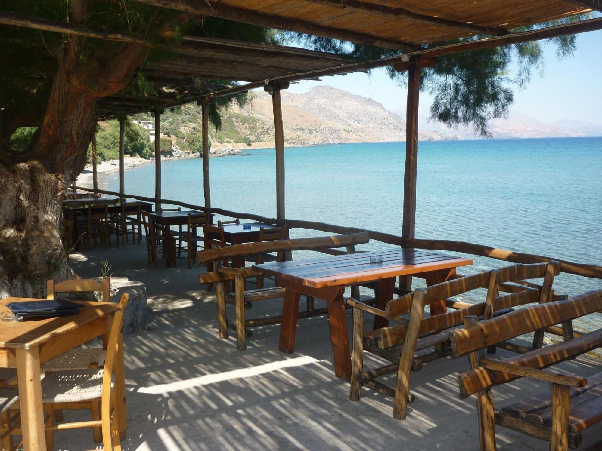 Nikos & Anna Rooms Rodakino Exterior photo