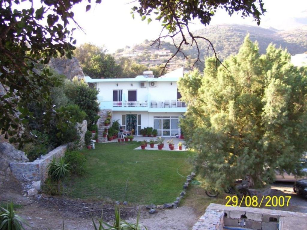 Nikos & Anna Rooms Rodakino Exterior photo